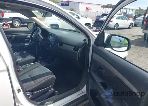 2016 Mitsubishi Outlander Se из США, поврежденный, VIN JA4AD3A30GZ007985